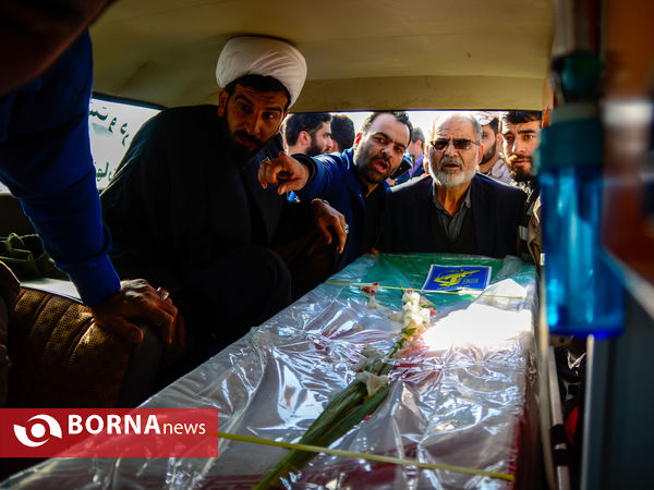 پیکر شهدای حادثه تروریستی زاهدان وارد اصفهان شد