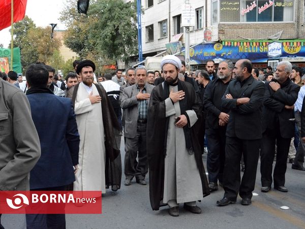 تجمع بزرگ عزاداران حسینی در میدان انقلاب ارومیه