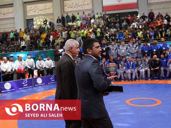 مسابقات لیگ برتر کشتی آزاد