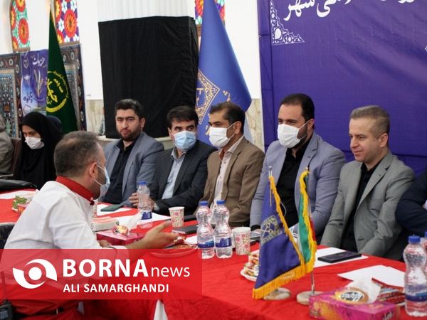 میز خدمت جهادی در مصلی رشت