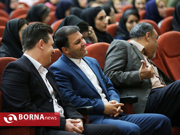 گردهمایی پرورش اندام کاران