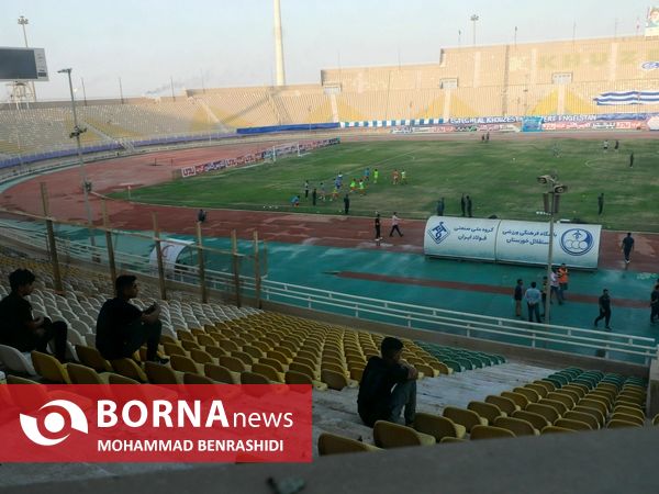 در حاشیه دیدار تیم های فوتبال استقلال خوزستان - سایپا