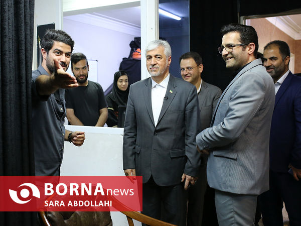 حضور حمید سجادی وزیر ورزش در خبرگزاری برنا