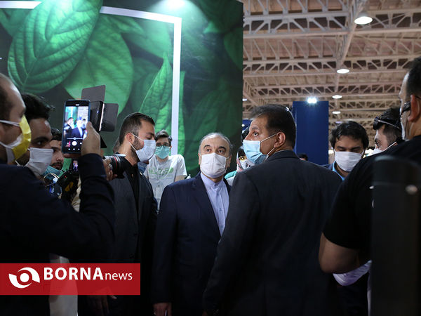 افتتاح نمایشگاه دستاوردهای لوازم و تجهیزات ورزشی