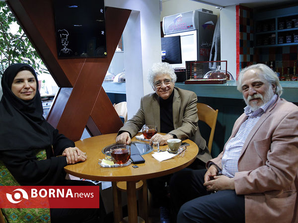 کتابگردی لوریس چکناواریان