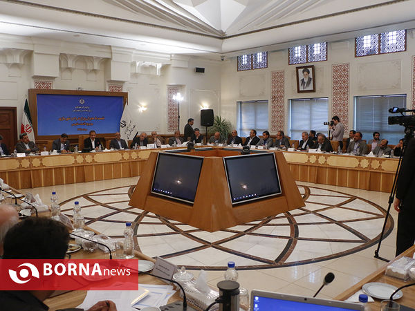 نشست مدیران راه و شهرسازی با معاون اول رئیس جمهور