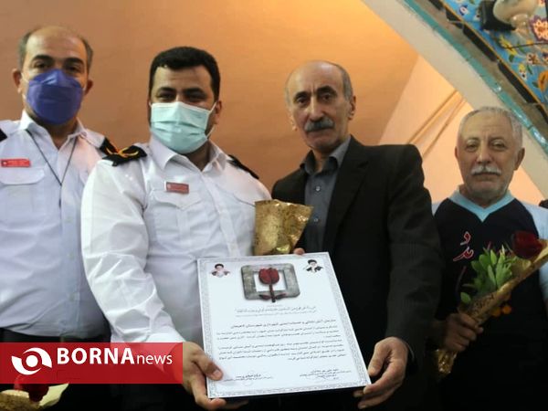 تجلیل از آتش نشانان لاهیجان در  روز خانه علی ابن ابیطالب