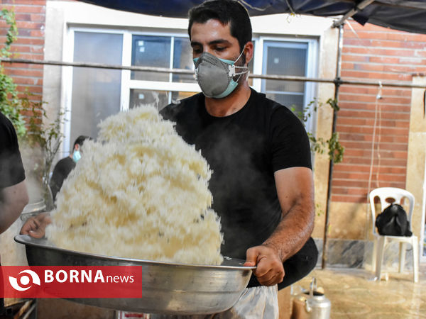 سفره‌دار مجلس حسین(ع)