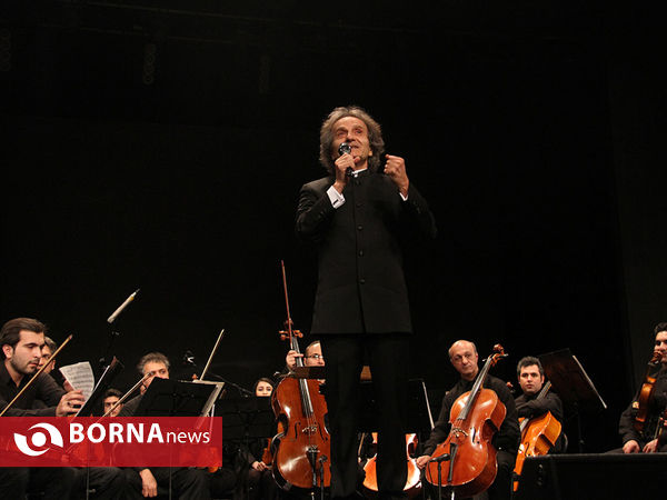 اجرای شهرداد روحانی در سی و یکمین جشنواره موسیقی فجر