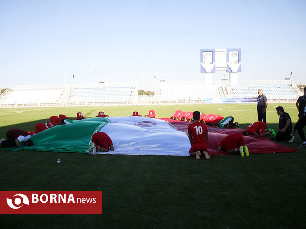 دیدار تیم های ملی ایران و بحرین