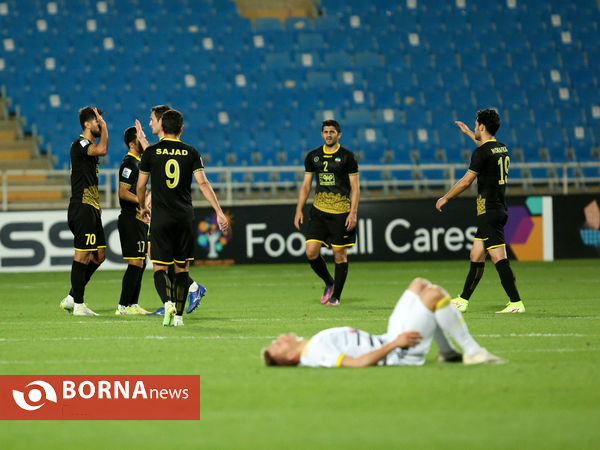 دیدار تیم های فوتبال سپاهان ایران - پاختاکور ازبکستان