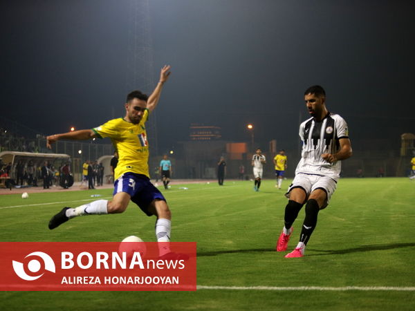 دیدار تیم های فوتبال صنعت نفت - نفت مسجدسلیمان