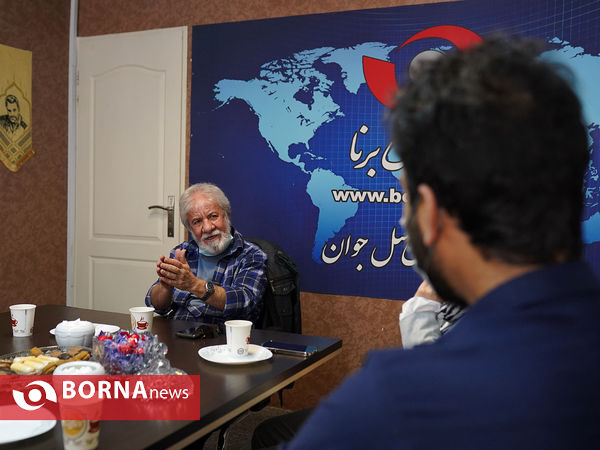 حضور عوامل تئاتر مستخدم در خبرگزاری برنا