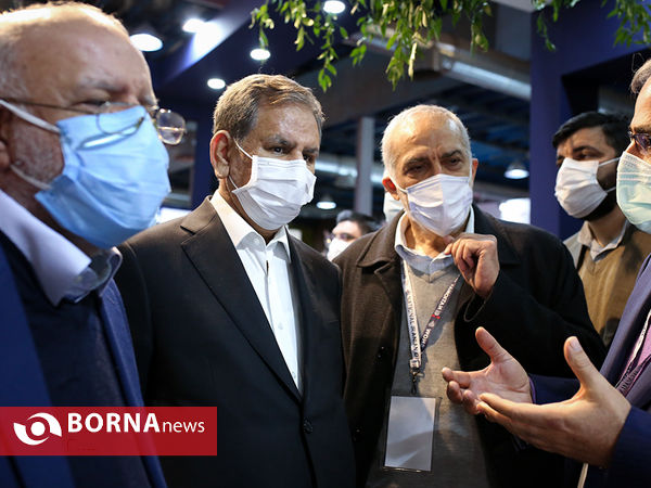 بازدید جهانگیری از نمایشگاه بین المللی نفت، گاز، پالایش و پتروشیمی