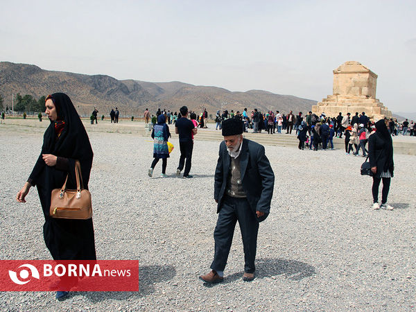 حال و هوای نوروز در مجموعه باستانی پاسارگاد