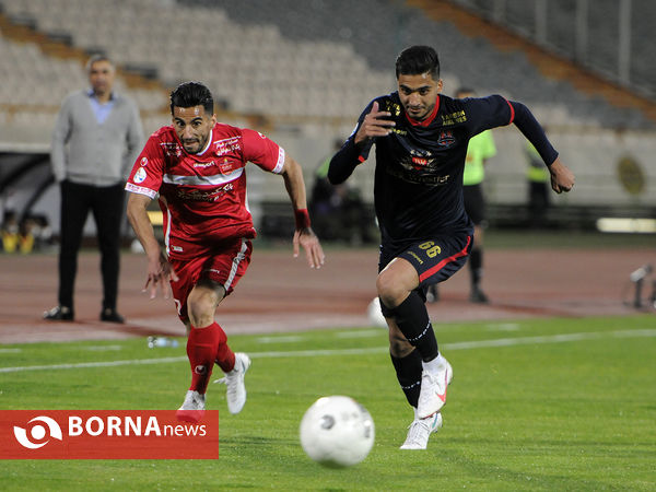 دیدار تیم های فوتبال پرسپولیس - نساجی