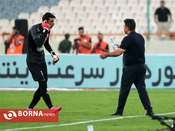 دیدار تیم های پرسپولیس تهران - سپاهان اصفهان