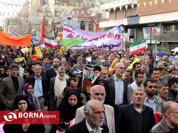 حضور مردم شیراز درراهپیمایی 22 بهمن