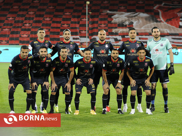 دیدار تیم های فوتبال پرسپولیس - نساجی