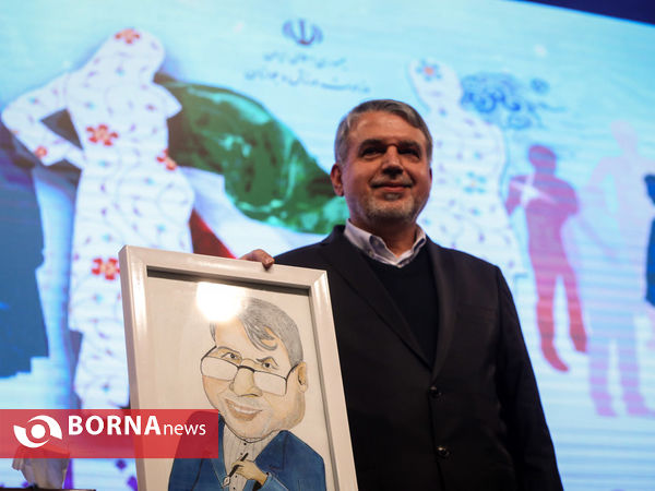 هم اندیشی صمیمانه جوانان با دولت