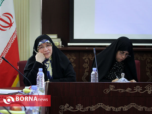جلسه روسای فدراسیون ها با حضور وزیر ورزش و جوانان