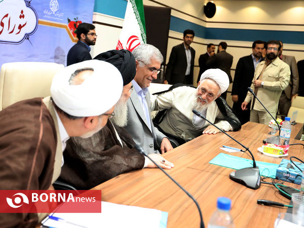جلسه شورای هماهنگی بزرگداشت دهه کرامت در شیراز