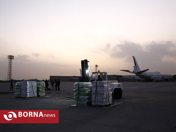 ارسال محموله بشر دوستانه جمعیت هلال احمر به افغانستان