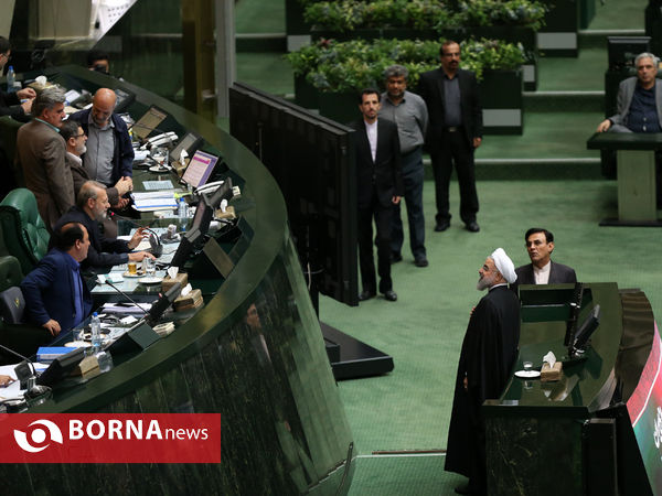 حضور رییس جمهوری در صحن علنی مجلس