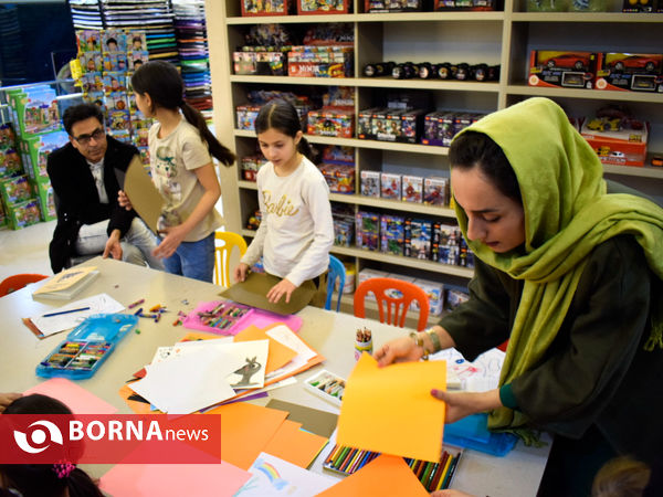 کارگاه شاهنامه‌خوانی گروه نونهالان همایون خبرگزاری برنا در شهر کتاب کرمانشاه