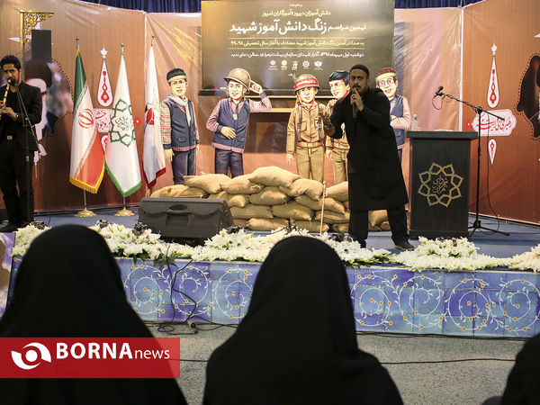 آیین نواختن زنگ دانش آموز شهید