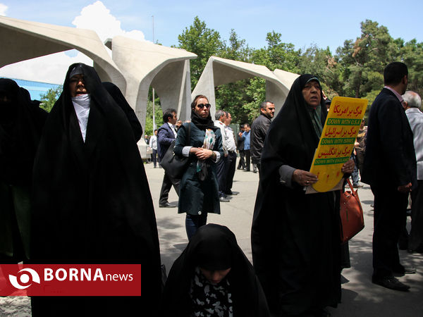 راهپیمایی نمازگزاران تهرانی در اعتراض به اقدام ترامپ