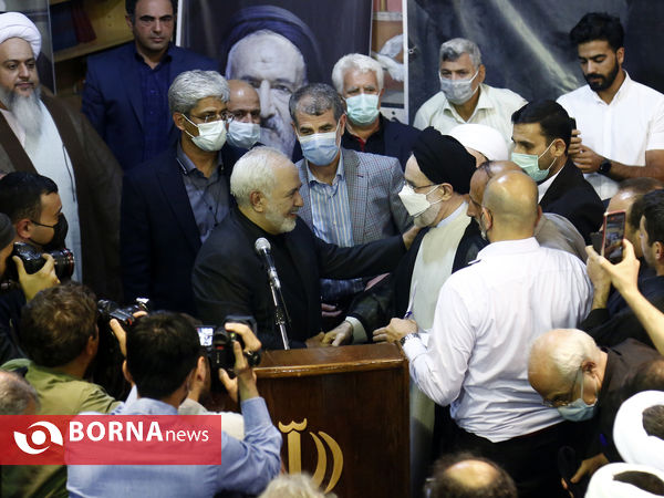 وداع با پیکر حجت الاسلام و المسلمین دعایی