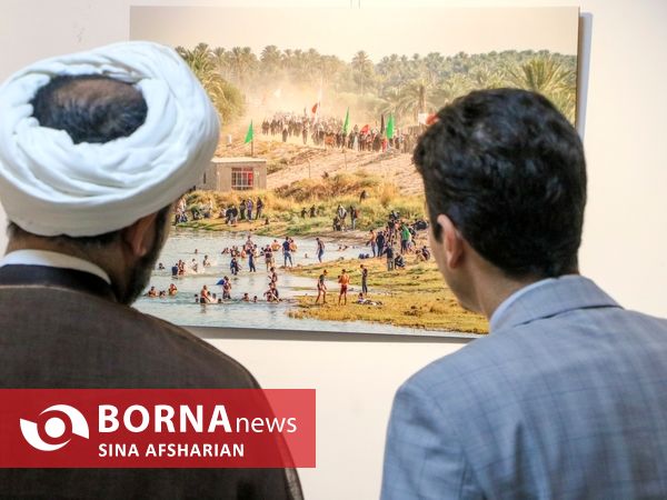 نمایشگاه عکس روایت عشق در ارومیه آغاز شد