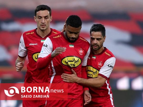 دیدار تیم های فوتبال پرسپولیس_ مس رفسنجان