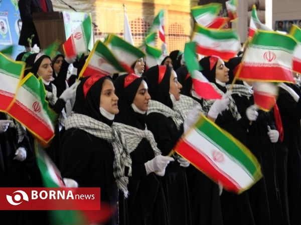 مراسم تجدید میثاق با شهدا و نواختن زنگ انقلاب در یاسوج