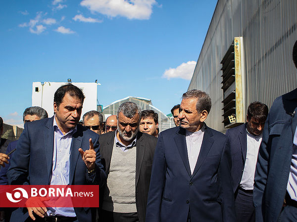 بازدید معاون اول رئیس جمهوری از چند پروژه کشاورزی و صنعتی در شهرستان رباط کریم