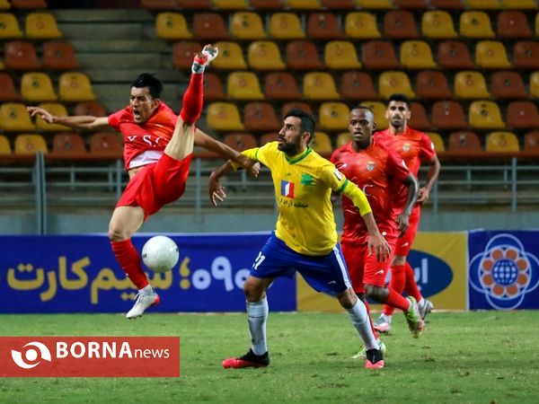 دیدار تیم های فولاد - صنعت نفت