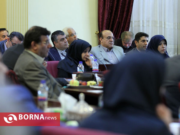 نشست وزیر ورزش و جوانان با روسای فدراسیون های ورزشی