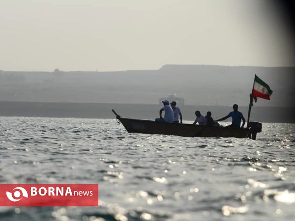 حضور دو شناگر کرمانی درنوزدهمین دوره شنای جانبازان در خلیج فارس