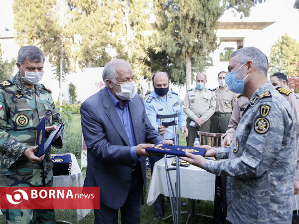 نشست جمعی از فرماندهان و رزمندگان پیشکسوت ارتش جمهوری اسلامی ایران با فرمانده کل ارتش