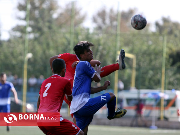 دیدار تیم های فوتبال امید استقلال- پرسپولیس