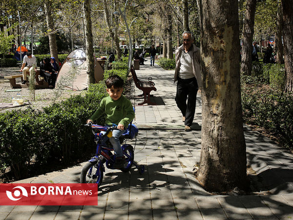 سیزده به در در پارک لاله تهران