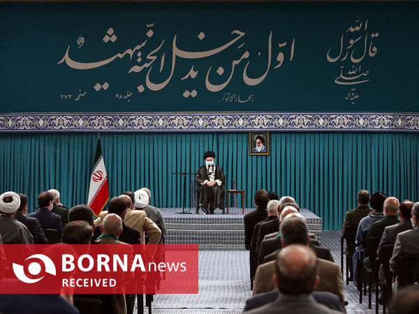 دیدار دست‌اندرکاران برگزاری کنگره شهدای استان قم با مقام معظم رهبری