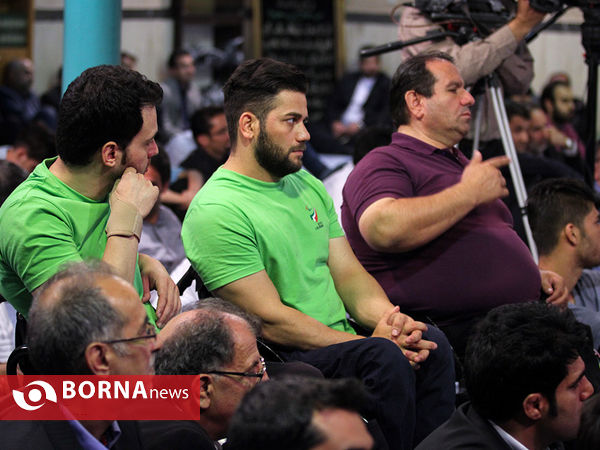 دیدار اهالی ورزش با یادگار امام