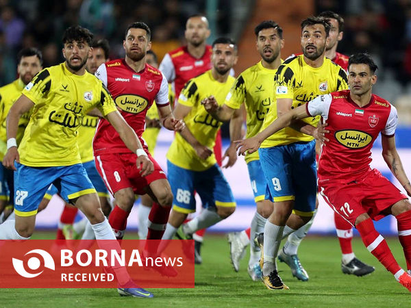 دیدار تیم های فوتبال پرسپولیس - نفت مسجدسلیمان