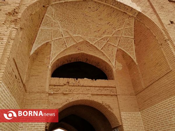 کاروانسرای دیر گچین