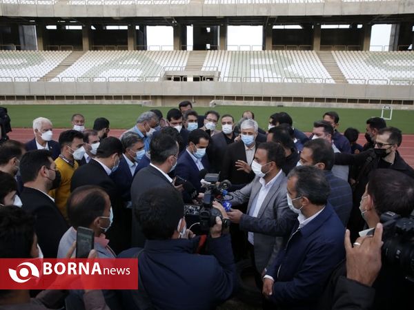 بازدید وزیر ورزش و جوانان از ورزشگاه پارس شیراز