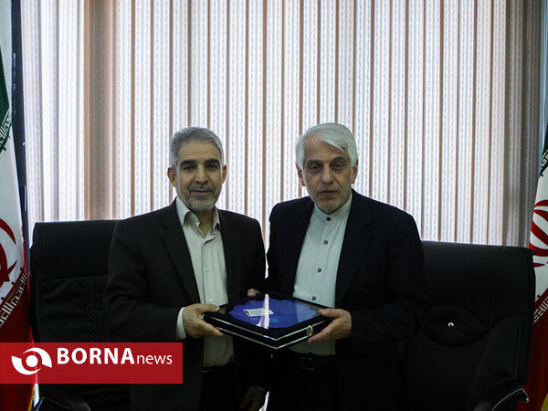 دیدار سفیر ایران در آلمان با دکتر گلزاری