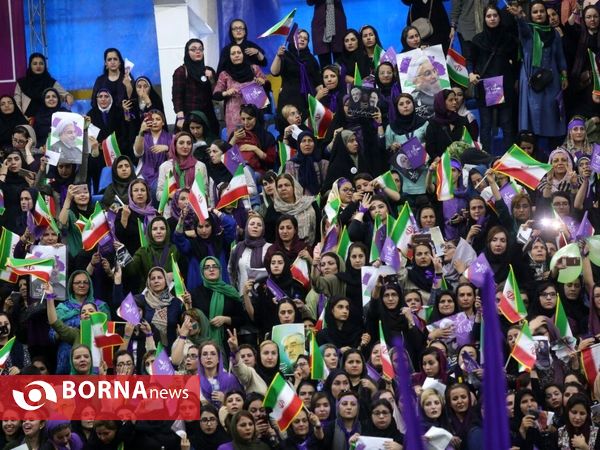 سخنرانی جهانگیری در میان هواداران روحانی در شیراز