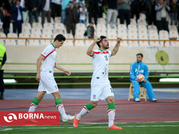 دیدار تیم های ملی ایران و عمان